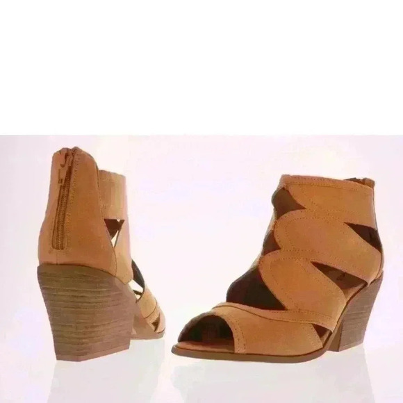 NIB Qupid Women's DALTON-14 Toffee Caged Peep Toe Sandal Boot Bootie Size 7.5 - Picture 4 of 6